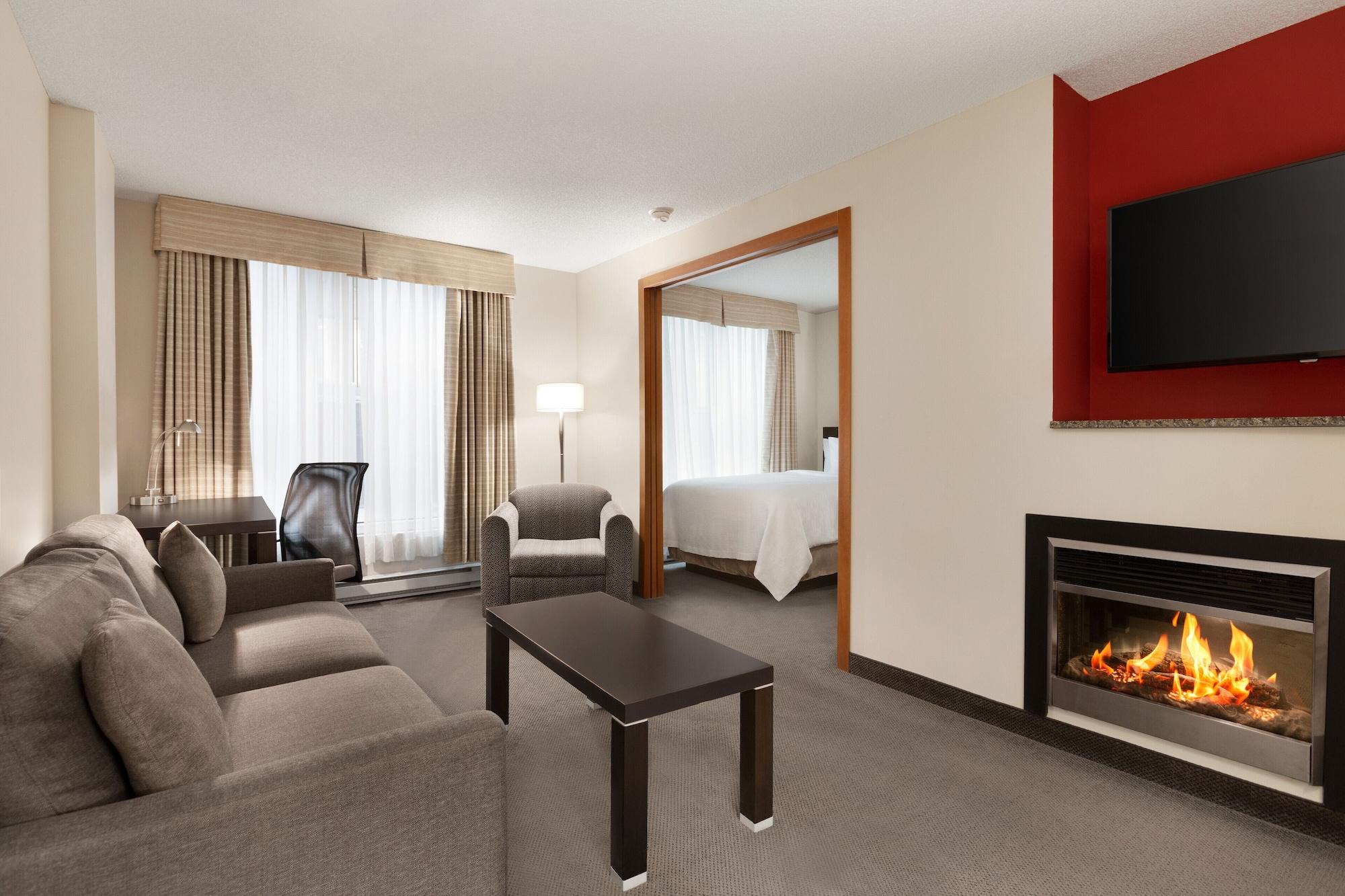 Embassy Suites By Hilton - Montréal Eksteriør billede