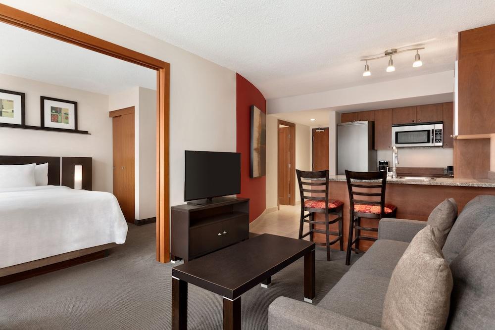 Embassy Suites By Hilton - Montréal Eksteriør billede
